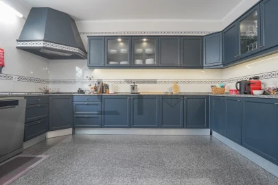 Moradia T5 para Venda em Ferragudo