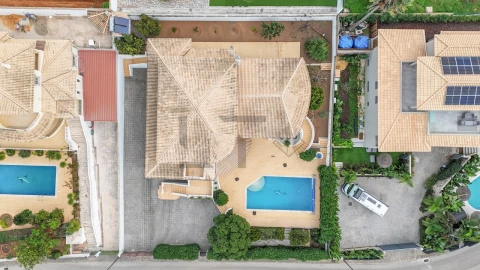 Moradia T5 para Venda em Ferragudo