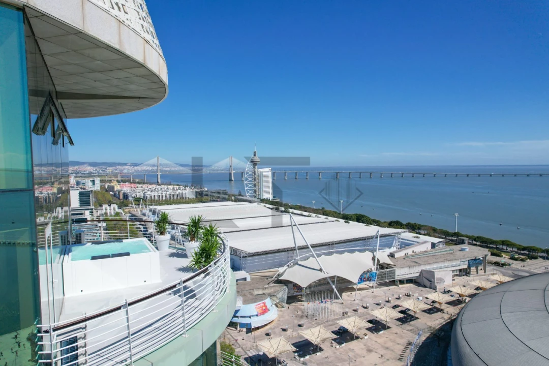 Apartamento T3 para Venda em Parque das Nações Foto 5