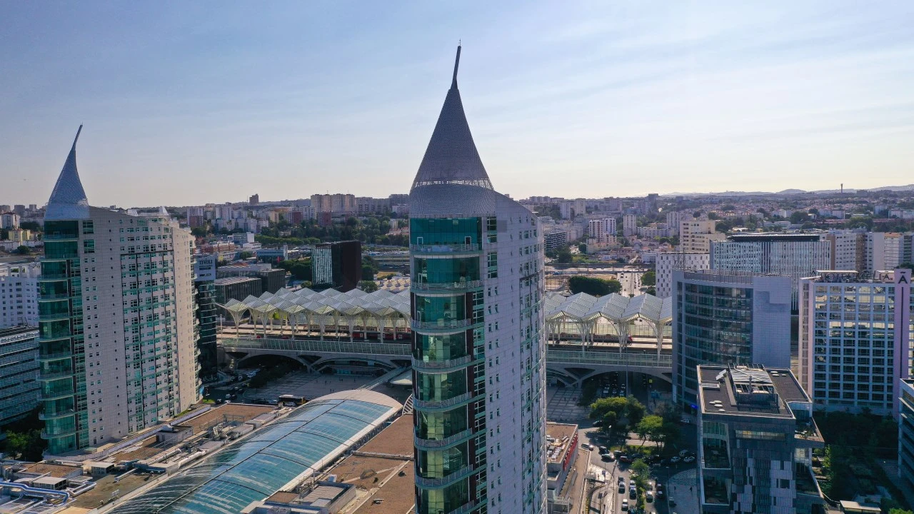 Apartamento T3 para Venda em Parque das Nações Foto 8