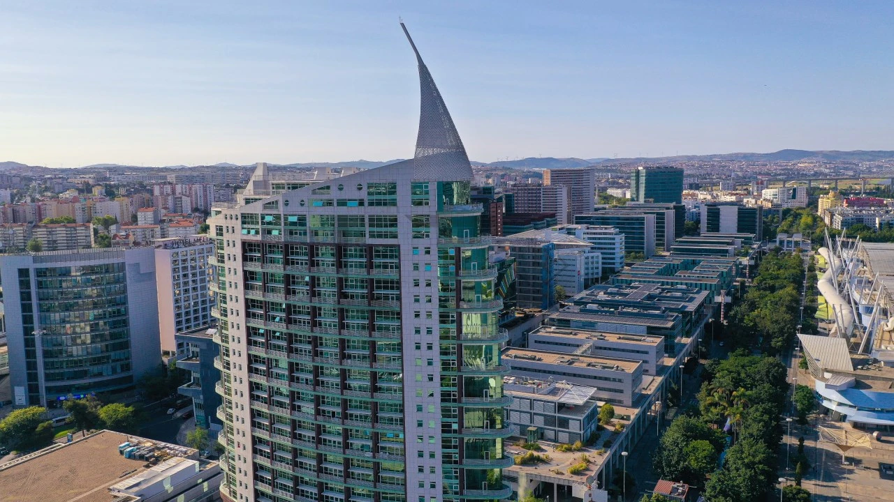 Apartamento T3 para Venda em Parque das Nações Foto 12