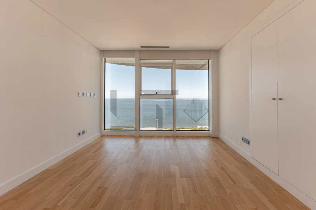 Apartamento T3 para Venda em Parque das Nações Foto 37
