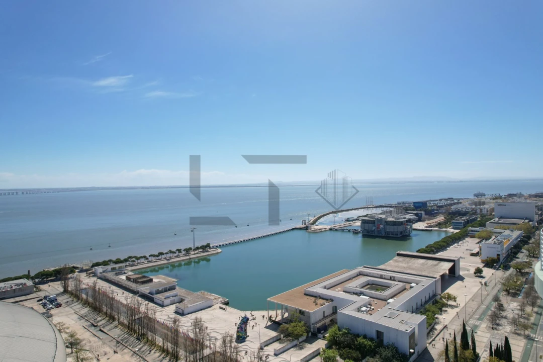 Apartamento T3 para Venda em Parque das Nações Foto 49