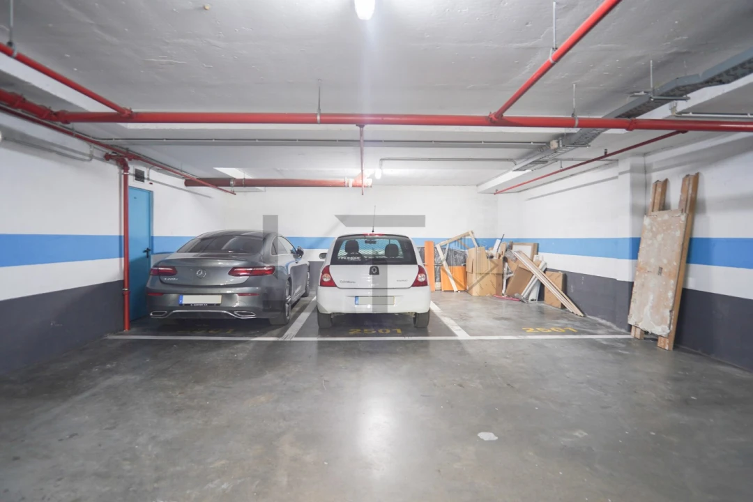 Apartamento T3 para Venda em Parque das Nações Foto 55