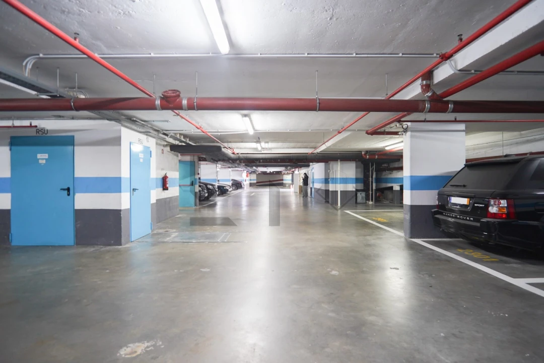 Apartamento T3 para Venda em Parque das Nações Foto 57
