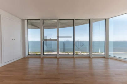 Apartamento T3 para Venda em Parque das Nações