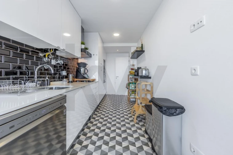 Apartamento T4 para Venda em Oeiras e São Julião da Barra, Paço de Arcos e Caxias Foto 8