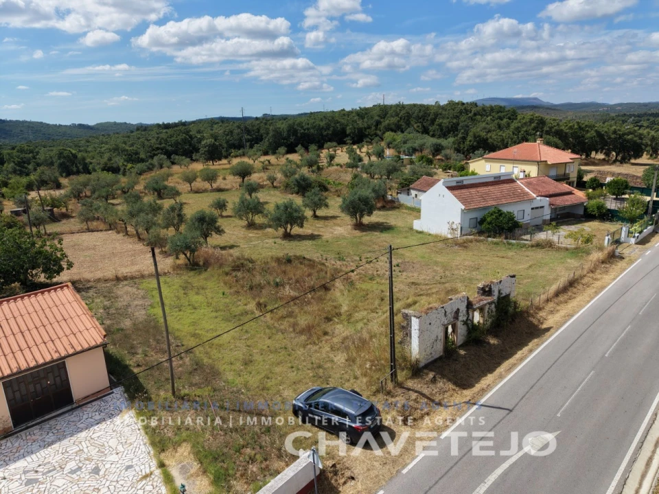 Terreno para Venda em Areias e Pias Foto 7