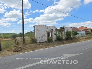 Terreno para Venda em Areias e Pias