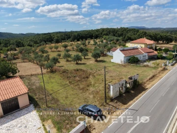 Terreno para Venda em Areias e Pias