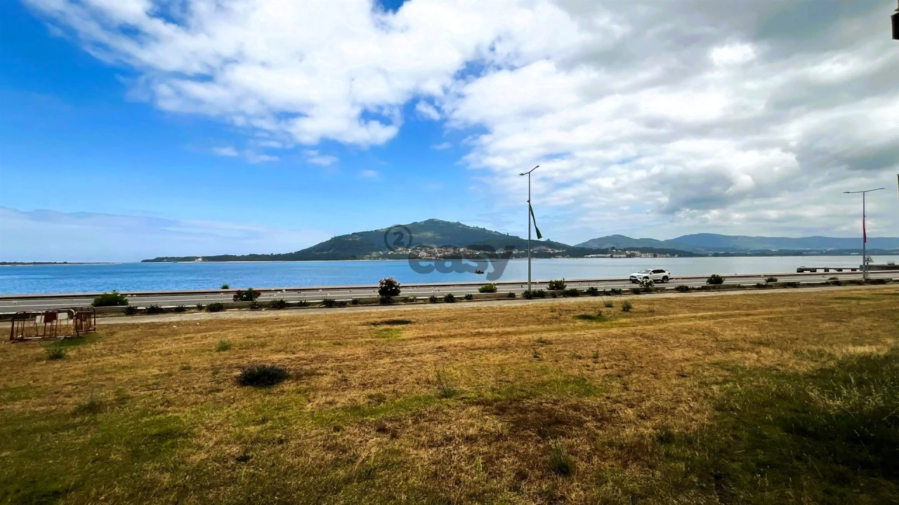 Apartamento T1 para Venda em Caminha (Matriz) e Vilarelho Foto 11
