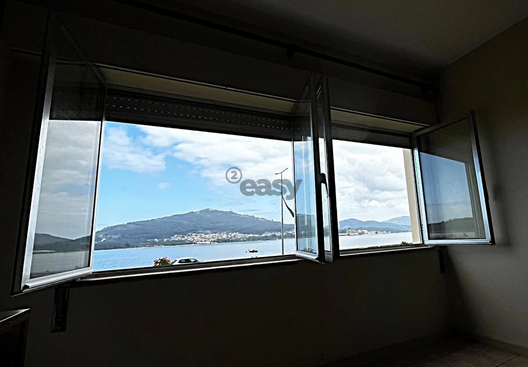 Apartamento T1 para Venda em Caminha (Matriz) e Vilarelho Foto 2