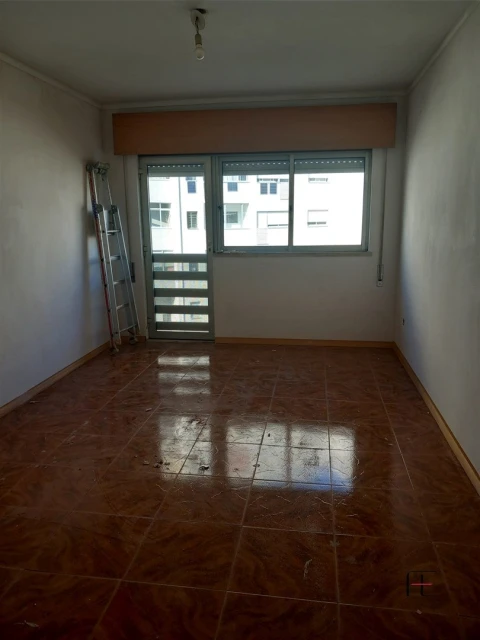 Apartamento T3 para Venda em Vilar de Andorinho
