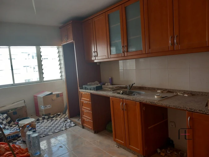 Apartamento T3 para Venda em Vilar de Andorinho Foto 3