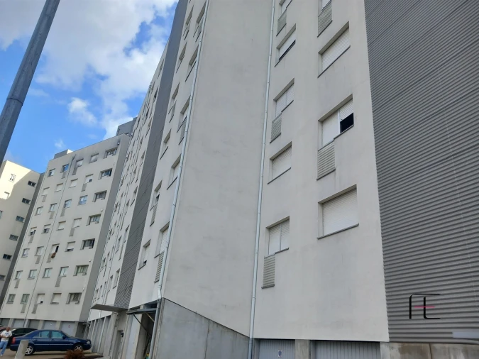 Apartamento T3 para Venda em Vilar de Andorinho Foto 19