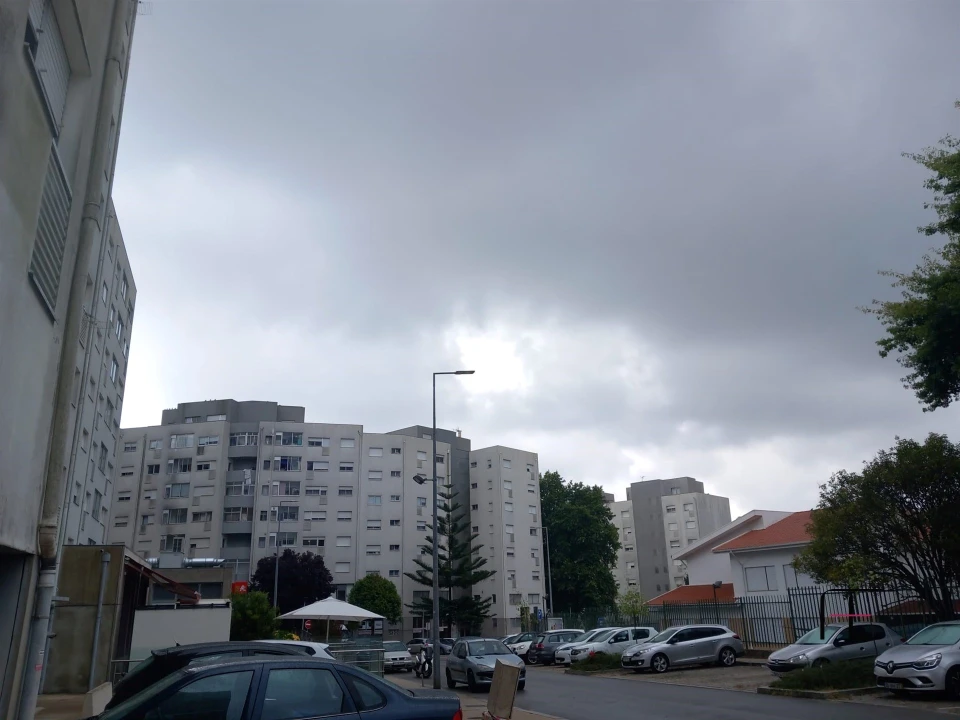Apartamento T3 para Venda em Vilar de Andorinho Foto 16