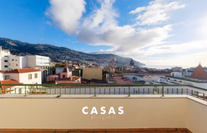 Apartamento T4 para Venda em Funchal (Se)