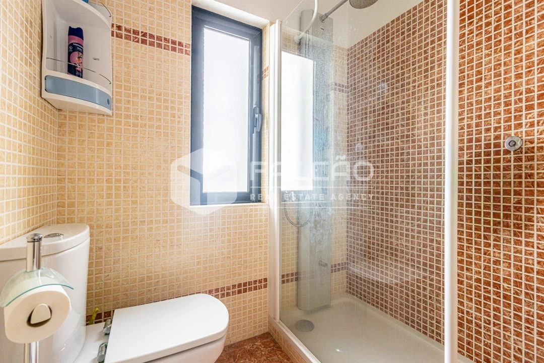 Apartamento T1 para Venda em Sesimbra (Santiago) Foto 27