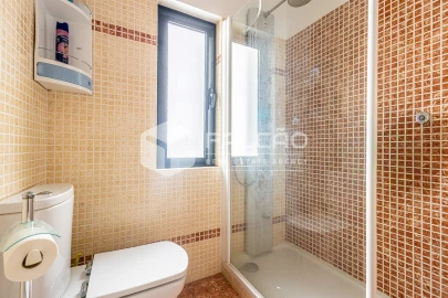 Apartamento T1 para Venda em Sesimbra (Santiago)