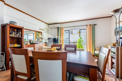 Apartamento T1 para Venda em Sesimbra (Santiago)