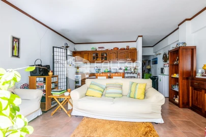 Apartamento T1 para Venda em Sesimbra (Santiago)