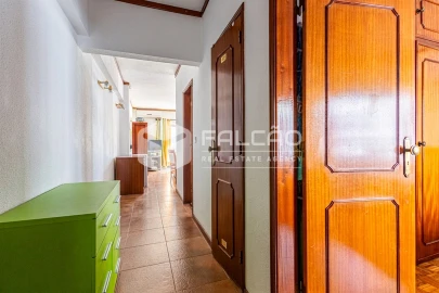 Apartamento T1 para Venda em Sesimbra (Santiago)