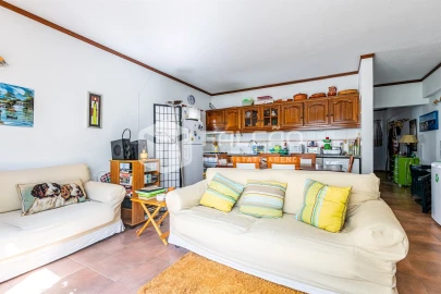 Apartamento T1 para Venda em Sesimbra (Santiago)