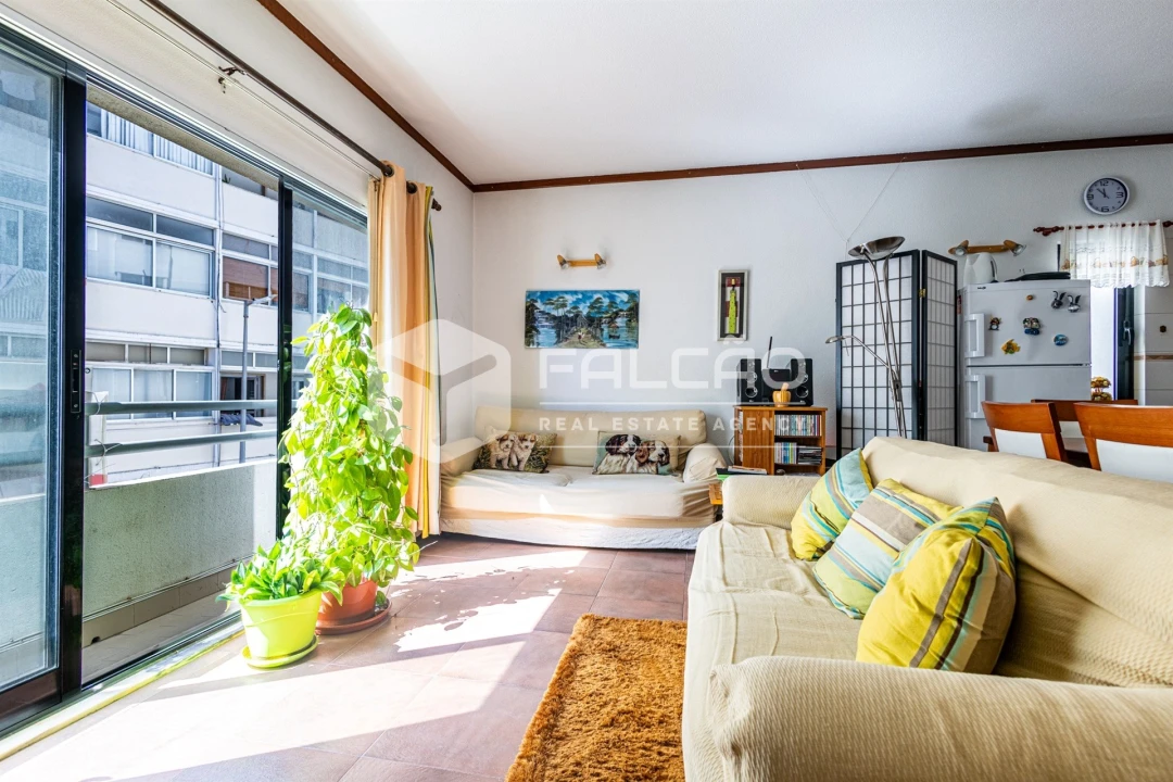 Apartamento T1 para Venda em Sesimbra (Santiago) Foto 1