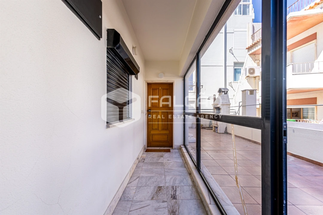 Apartamento T1 para Venda em Sesimbra (Santiago) Foto 38
