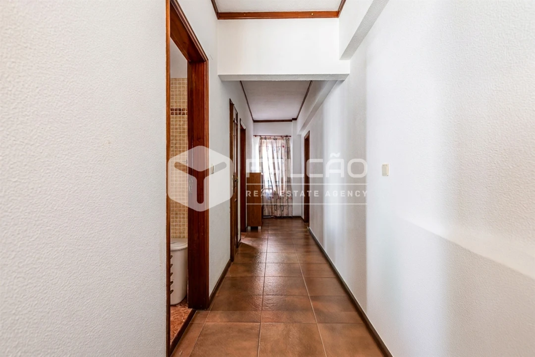 Apartamento T1 para Venda em Sesimbra (Santiago) Foto 18