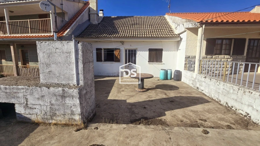 Moradia T3 para Venda em Malcata