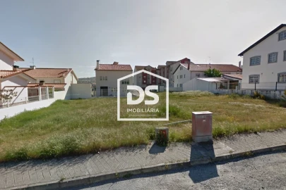 Terreno para Venda em Guarda