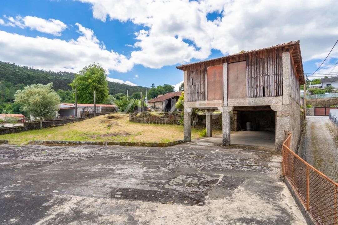 Moradia T4 para Venda em Celeirós, Aveleda e Vimieiro Foto 13