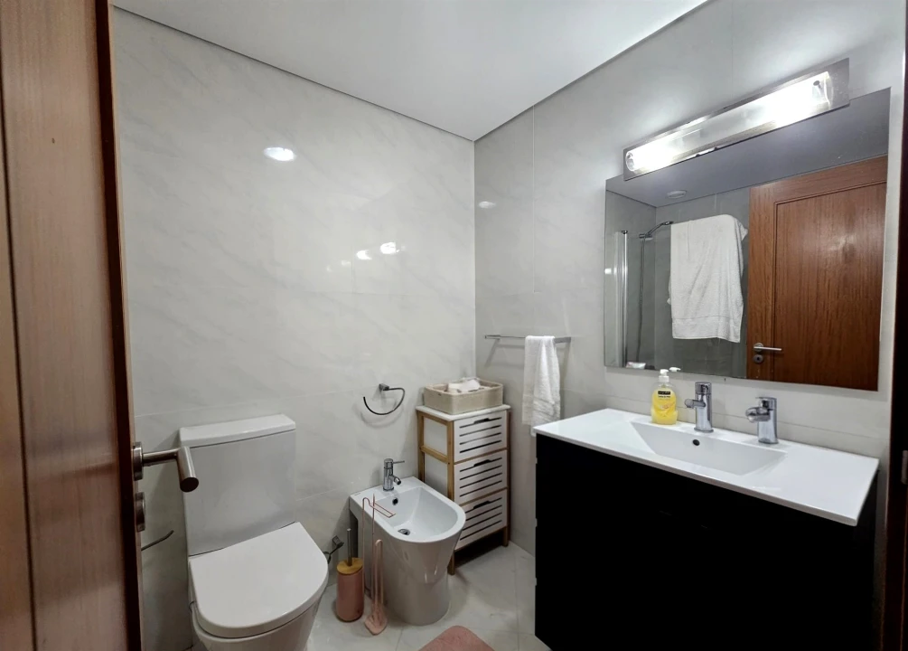 Apartamento T2 para Venda em Custóias, Leça do Balio e Guifões Foto 11