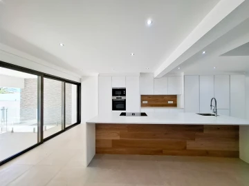 Moradia T3 para Venda em Quarteira