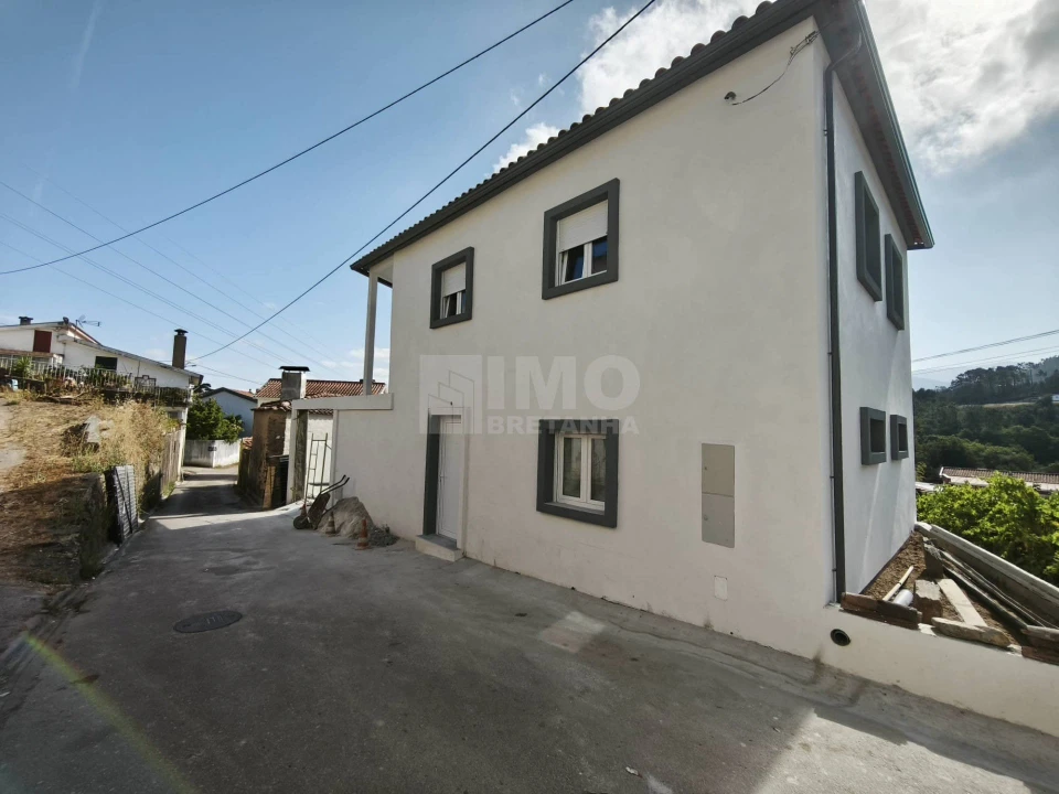 Moradia T3 para Venda em Lousã e Vilarinho Foto 5