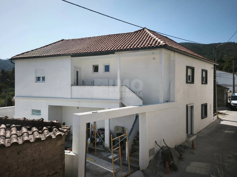 Moradia T3 para Venda em Lousã e Vilarinho Foto 7