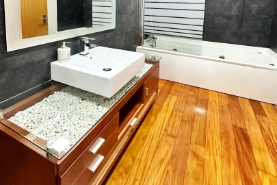 Apartamento T4 para Venda em Póvoa de Varzim, Beiriz e Argivai
