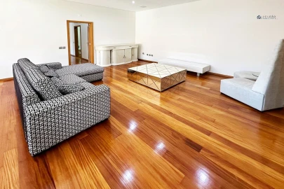 Apartamento T4 para Venda em Póvoa de Varzim, Beiriz e Argivai