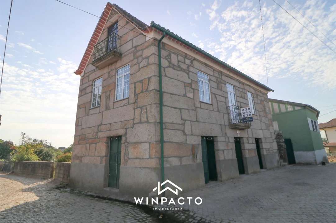 Moradia T2 para Venda em Espinho Foto 1
