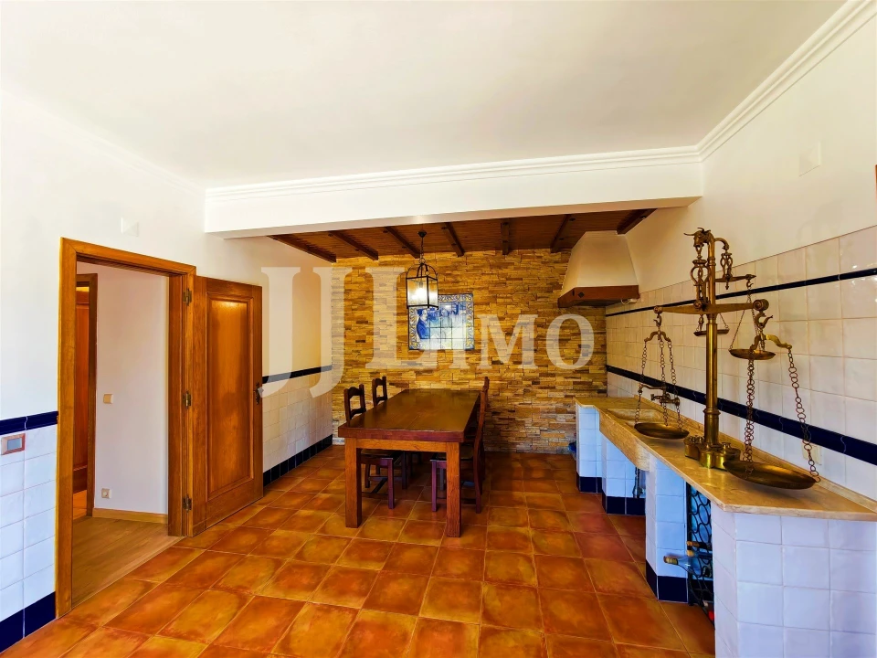 Moradia T4 para Venda em São João das Lampas e Terrugem Foto 22