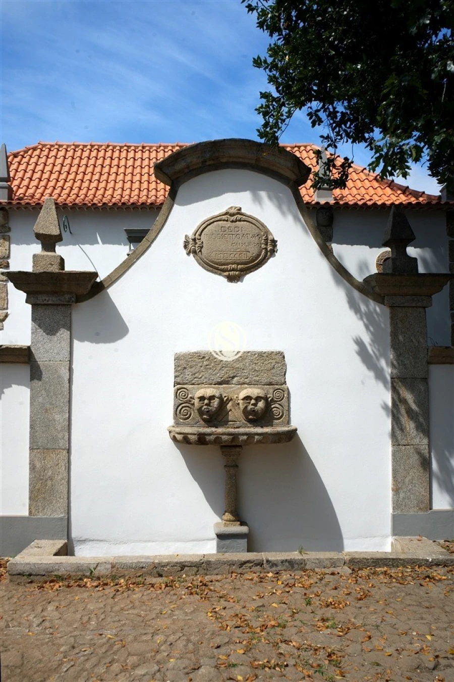 Moradia T0 para Venda em O. Azeméis, Riba-Ul, Ul, Macinhata Seixa, Madail Foto 8