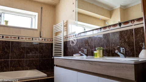 Apartamento T3 para Venda em Póvoa de Varzim, Beiriz e Argivai