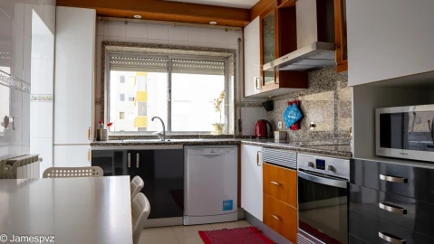 Apartamento T3 para Venda em Póvoa de Varzim, Beiriz e Argivai