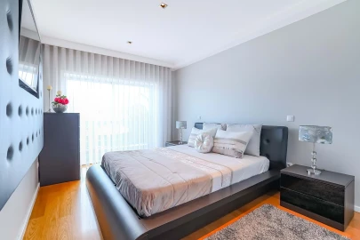 Apartamento T3 para Venda em Aver-O-Mar, Amorim e Terroso