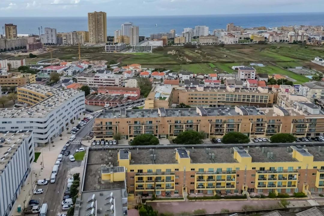 Apartamento T3 para Venda em Aver-O-Mar, Amorim e Terroso Foto 1