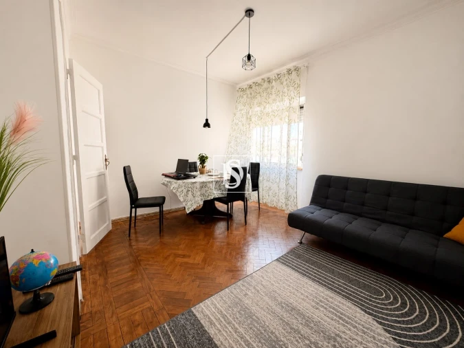 Apartamento T2 para Venda em Rio de Mouro Foto 11
