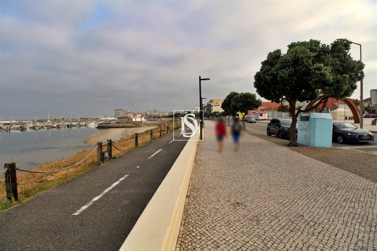 Terreno para Venda em Póvoa de Varzim, Beiriz e Argivai Foto 12