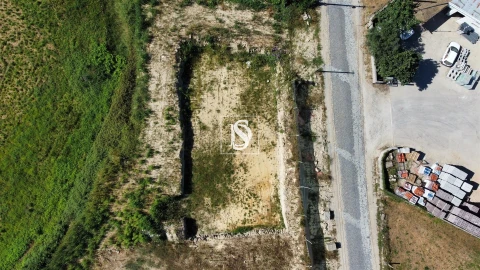 Terreno para Venda em Perelhal