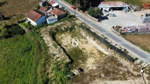 Terreno para Venda em Perelhal